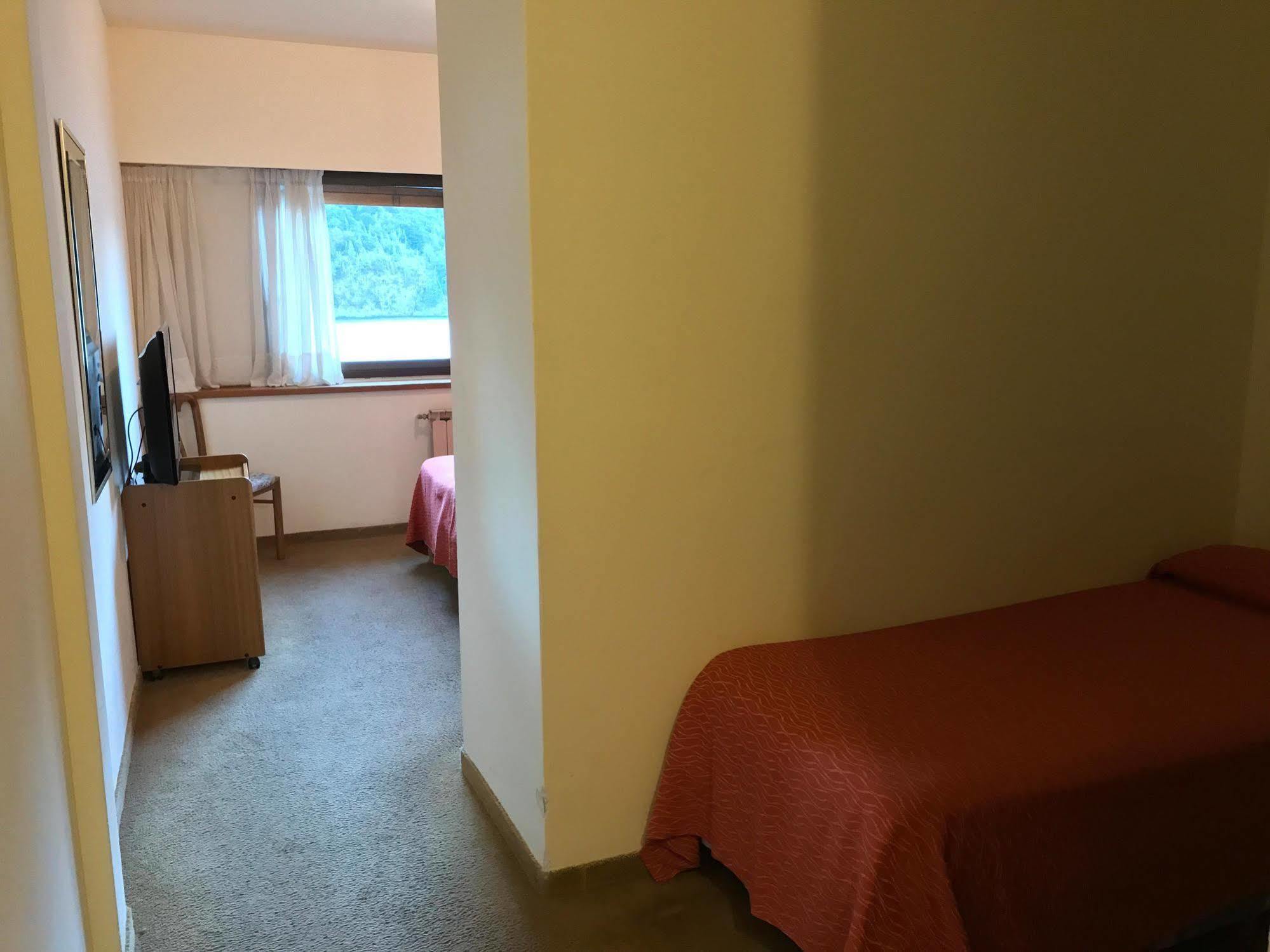 סן קרלוס דה ברילוצ'ה Hotel Alun Nehuen מראה חיצוני תמונה