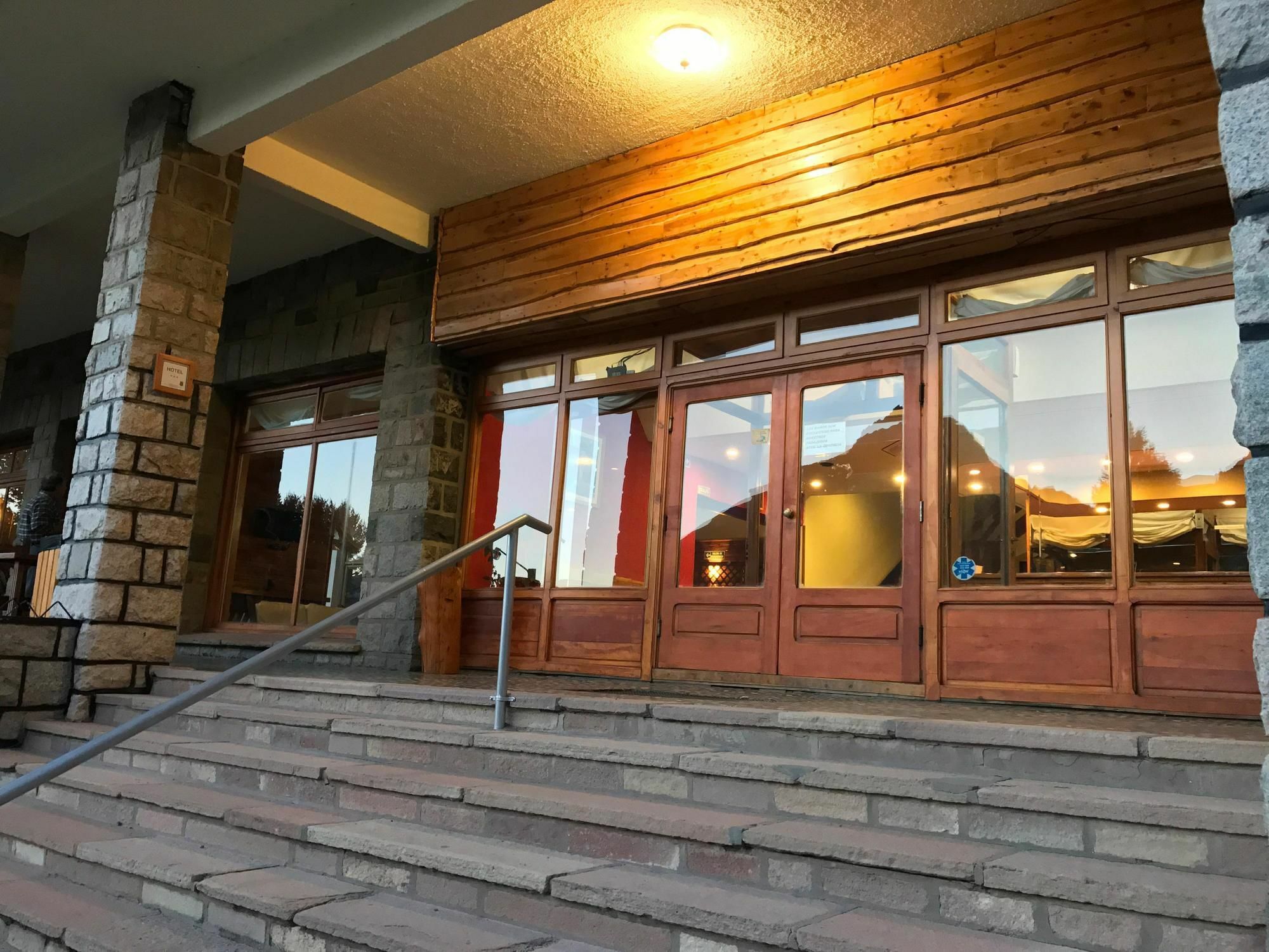 סן קרלוס דה ברילוצ'ה Hotel Alun Nehuen מראה חיצוני תמונה
